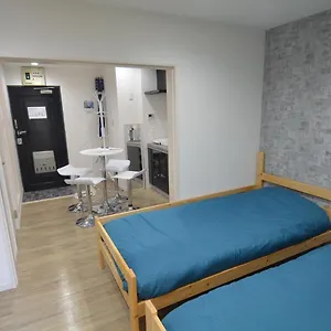 アパート Comfort Cube Phoenix S Ropponmatsu（サンシャイン六本松） 福岡市